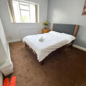 Homestay Budget Private Close To City Centre And Airport, Birmingham